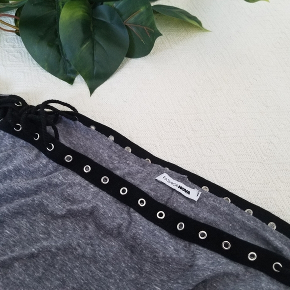 Fashion Nova Grey Top - Picture 2 of 7